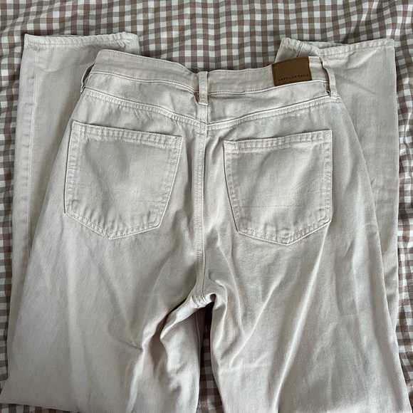 American Eagle Mom Jean - Picture 4 of 4